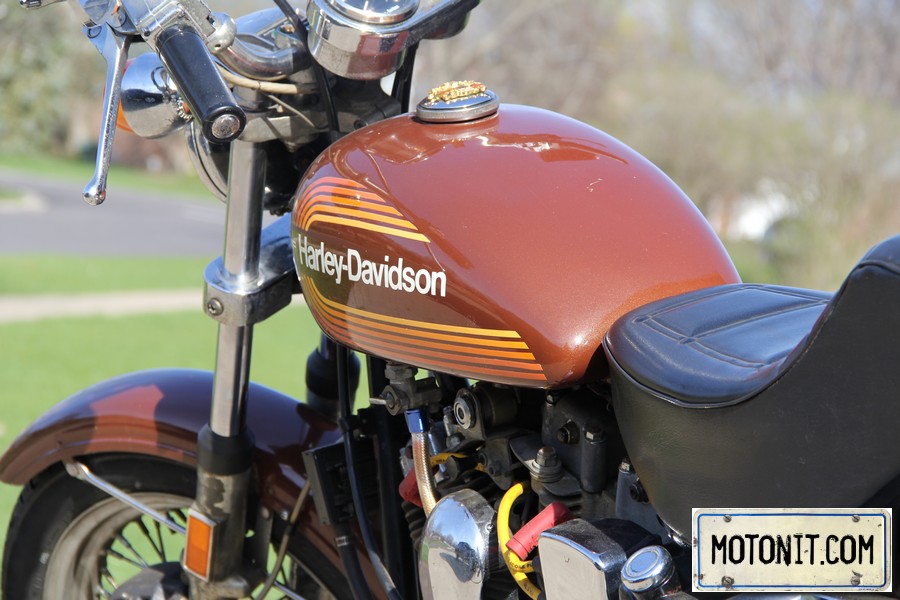 1976 AMF Harley-Davidson FXE 1200 Super Glide Shovelhead | Motonit 2017