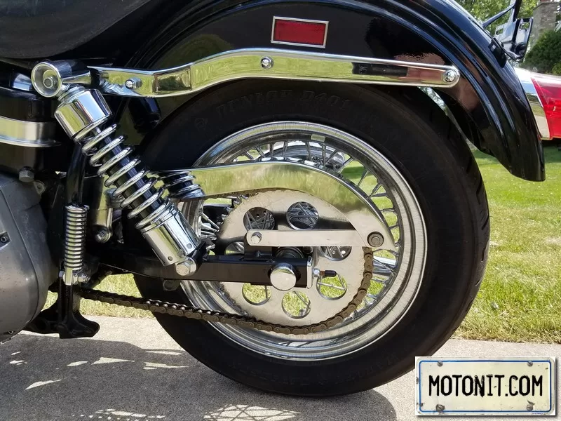 1975 AMF Harley-Davidson FXE 1200 Super Glide Shovelhead | Motonit 2017